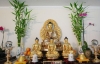Chưa có bàn thờ Phật, tụng kinh có được không?