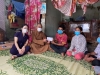 BTS Phật giáo A Lưới thăm hỏi và trao tiền hỗ trợ cho gia đình có 2 em tử vong do đuối nước