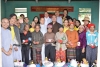 Chùa Lam Viên (Bình Tân - Tp.HCM) tặng gần 700 phần quà từ thiện tại xã Hồng Thủy