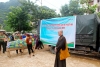 Các Đoàn đến thăm và tặng quà cứu trợ đồng bào lũ lụt tại xã Sơn Trạch - Quảng Bình
