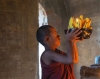 Phật dạy: Không xin quá nhiều