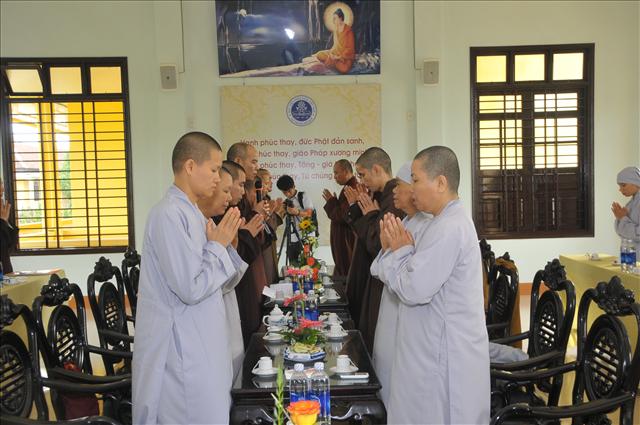TT. Huế: Họp BTC Lễ Tốt nghiệp Cử nhân Phật học khóa V, Khai giảng khóa VI & VII