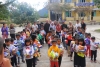 Nhóm thiện nguyện Thúy - Hồng tặng quà Tết đến đồng bào dân tộc thiểu số xã Hồng Vân