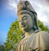 Bồ tát Quán Thế Âm là ai, là đàn ông hay đàn bà?