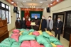 Ban Trị sự Phật giáo A Lưới tặng 3 tấn gạo đến BCĐ phòng chống dịch bệnh Covid - 19 huyện