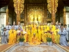 Tăng chúng Tổ đình Tường Vân đảnh lễ Hòa thượng trú trì nhân ngày Nhà giáo Việt Nam