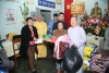 Ban Trị sự tặng quà đến các gia đình người mù có hoàn cảnh khó khăn tại xã Sơn Thủy