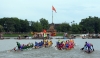 Cong tay chèo đua ghe mừng Quốc khánh trên sông Hương
