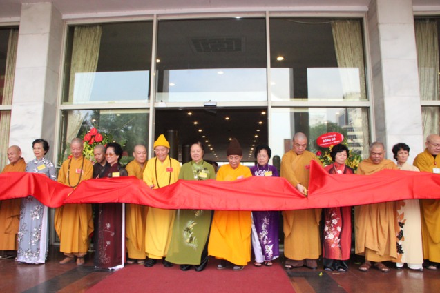 Khai mạc triển lãm ảnh chào mừng Đại hội Phật giáo toàn quốc